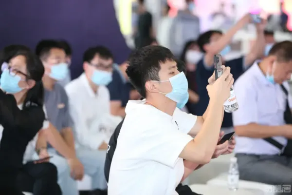 新趋势、新技术涌现，一起来看第25届广州光亚展的火爆现场！