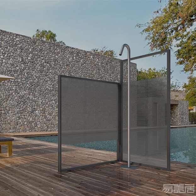 Unica collection--outdoor shower enclosure,vismara vetro, outdoor shower enclosure